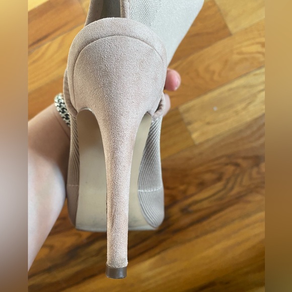 Madden girl beige high heels like new worn once size 7.5 women - Picture 6 of 6
